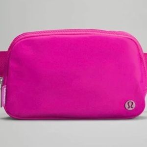 Lululemon Sonic Pink Everywhere Belt Bag
